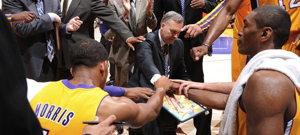 mike-dantoni-lakers-debut1