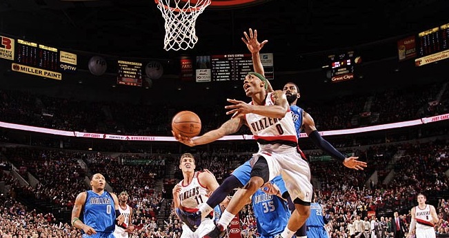 130502132709-damian-lillard-layup-single-image-cut