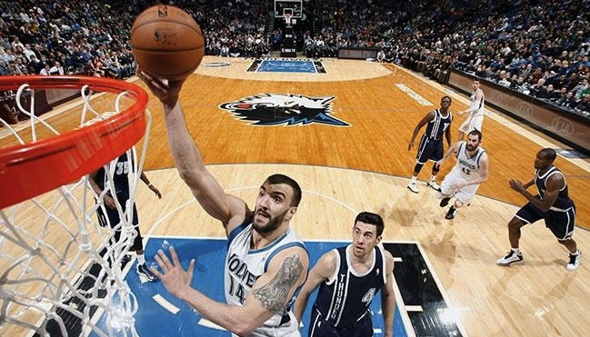 Pekovic-layup-from-thunder-at-Timberwolves2