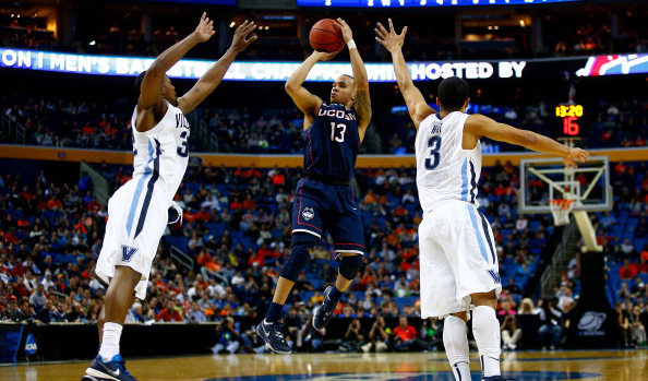 Villanova 65 v UConn 77
