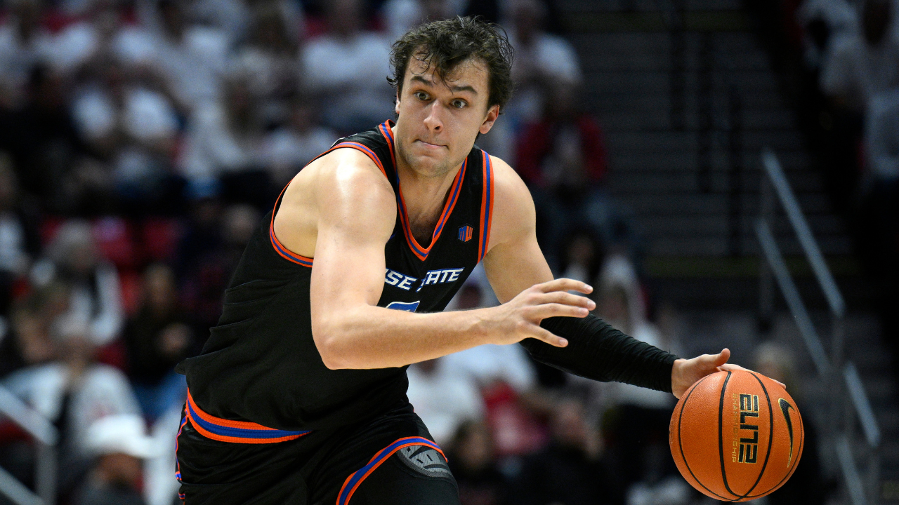Raptors sign Boise State all-time leading scorer Degenhart